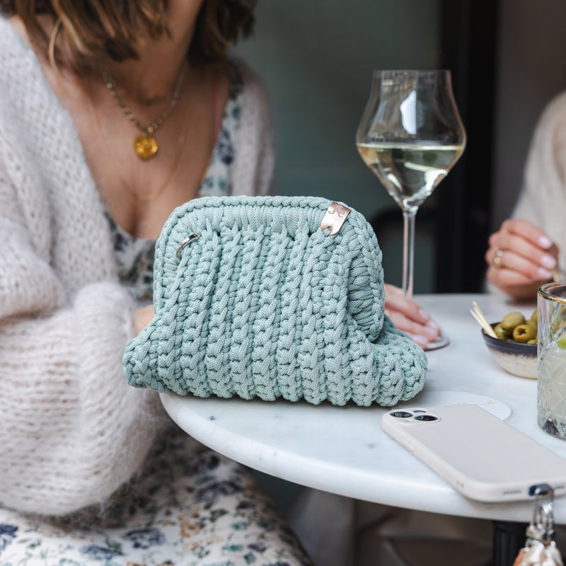 Kiki Clutch | Crochet (Make-Up) Bag