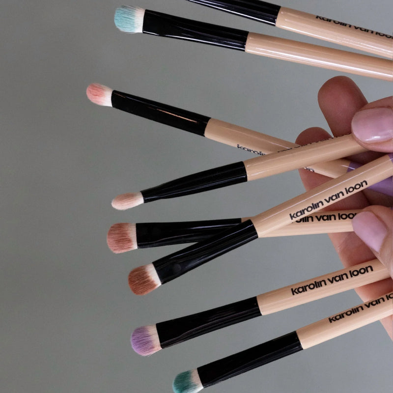 Secret Shadow Brush
